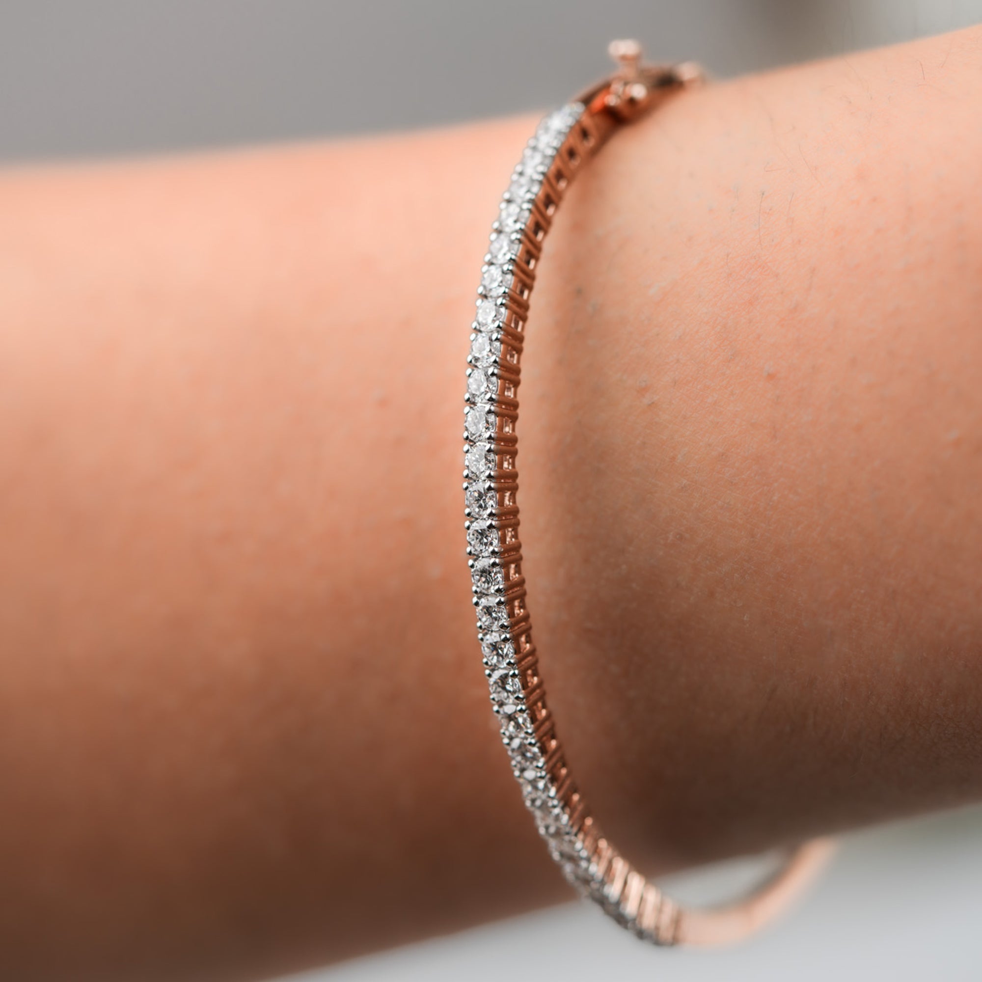 Majestic Circle of Brilliance Lab Grown Diamond Bracelet