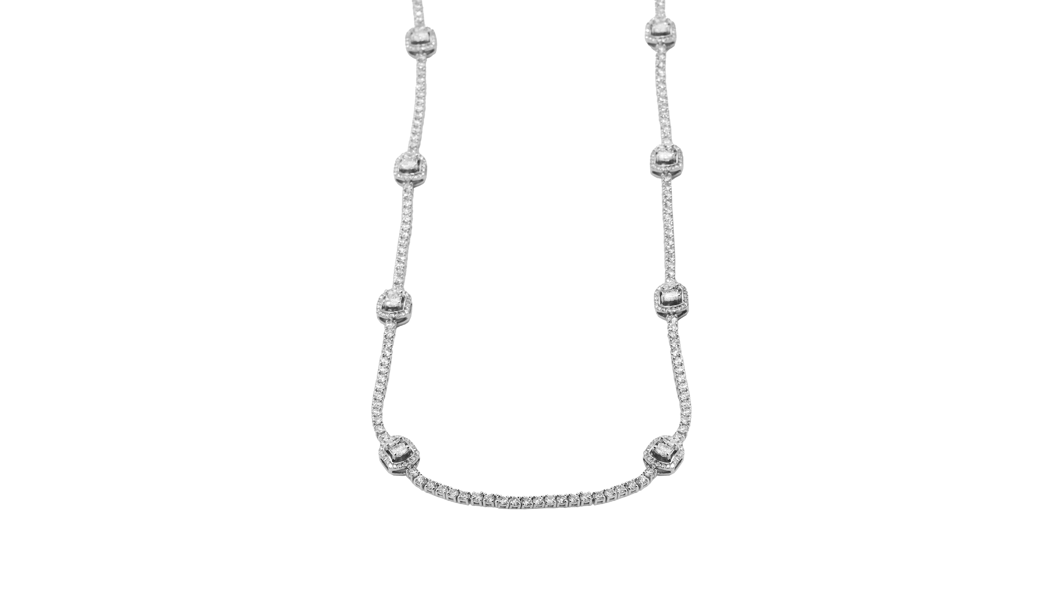 Grand Lumina Diamond Necklace