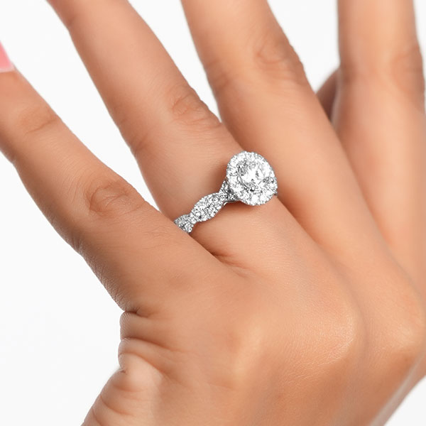 Women wearing Royal Radiance Lab Grown Diamond Ring - Blu Diamonds