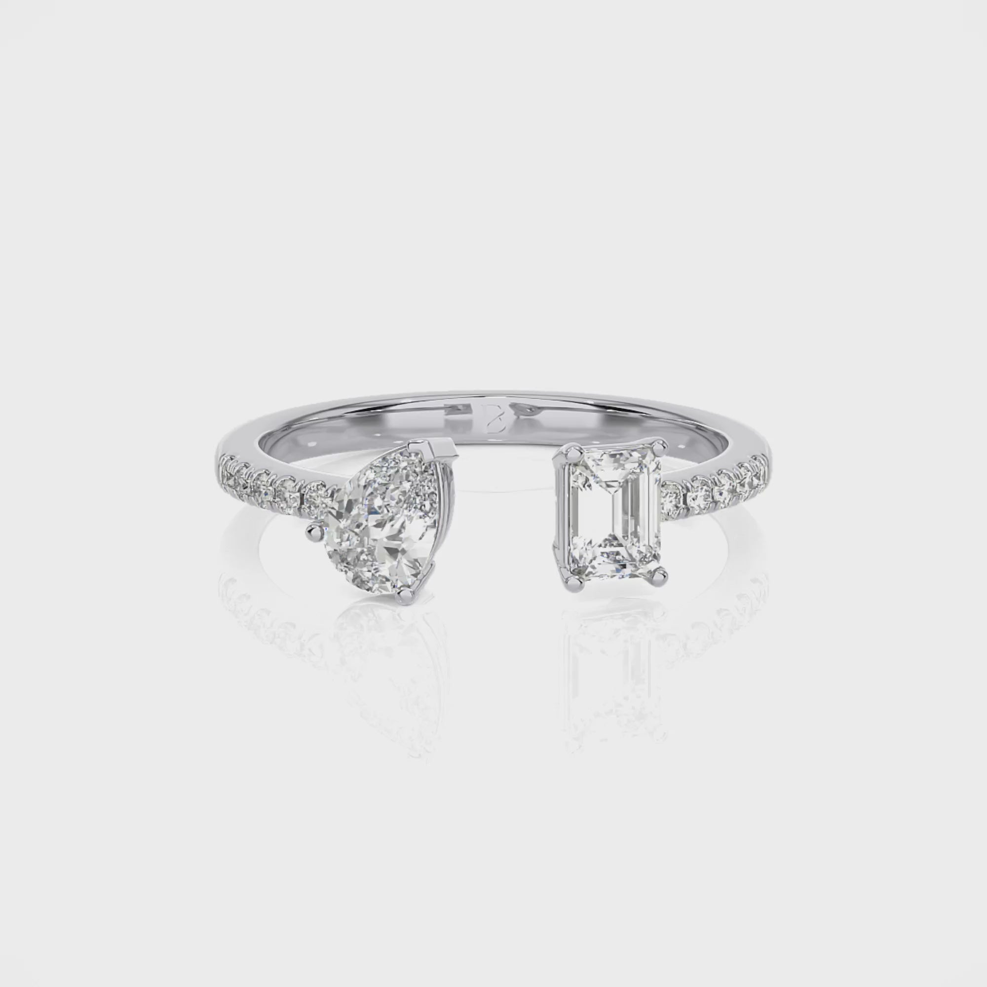 Solitaire Lab Grown Diamond Ring in Round Cut